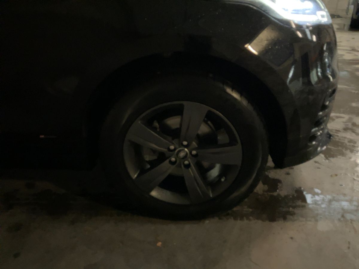 Land Rover 2019 — photo 12