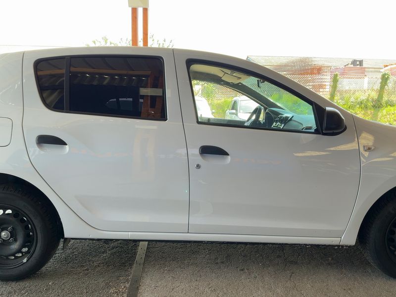 Dacia Sandero 1.0 — zdjęcie 7