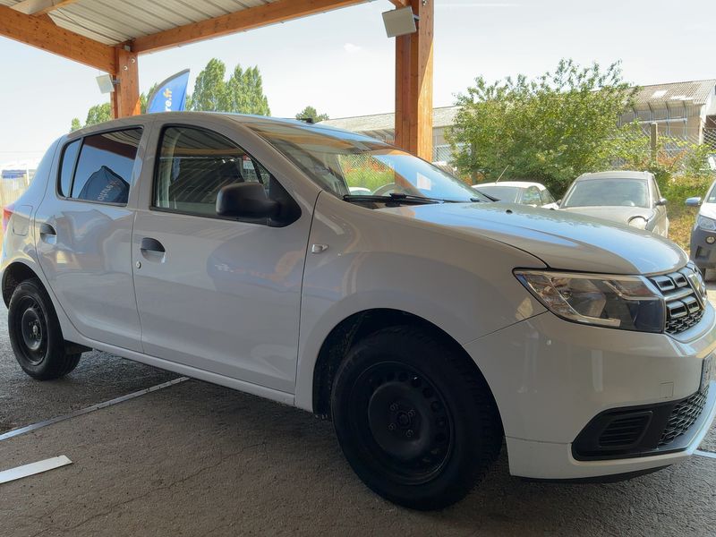 Dacia Sandero 1.0 — zdjęcie 8