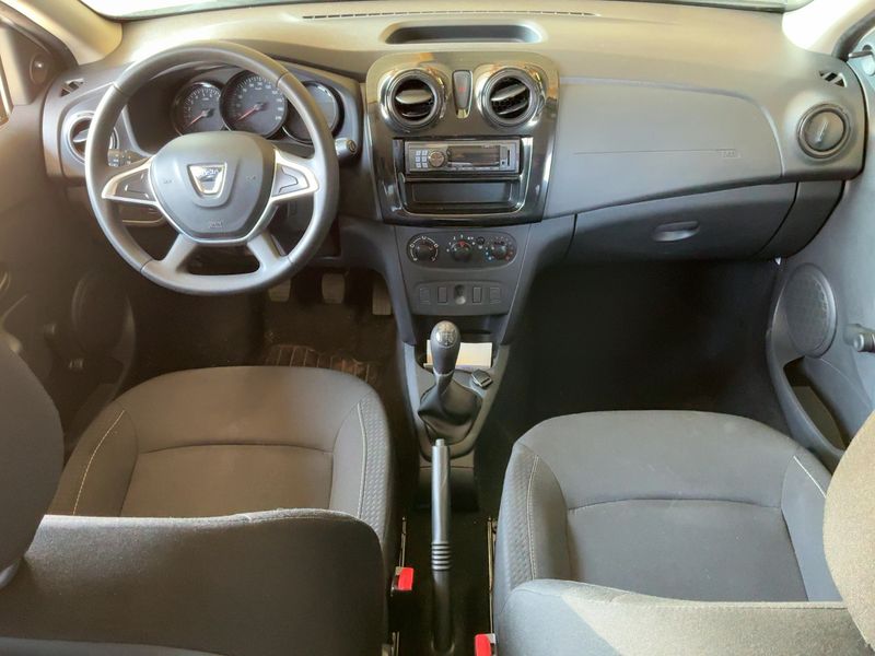 Dacia Sandero 1.0 — zdjęcie 12