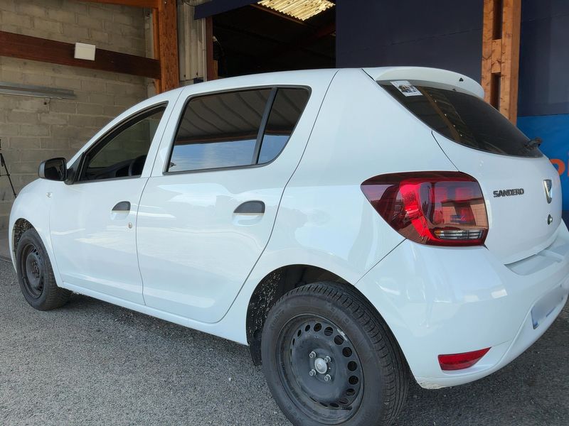 Dacia Sandero 1.0 — zdjęcie 3