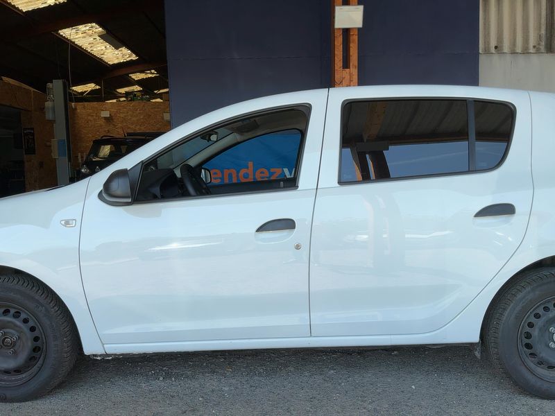 Dacia Sandero 1.0 — zdjęcie 4