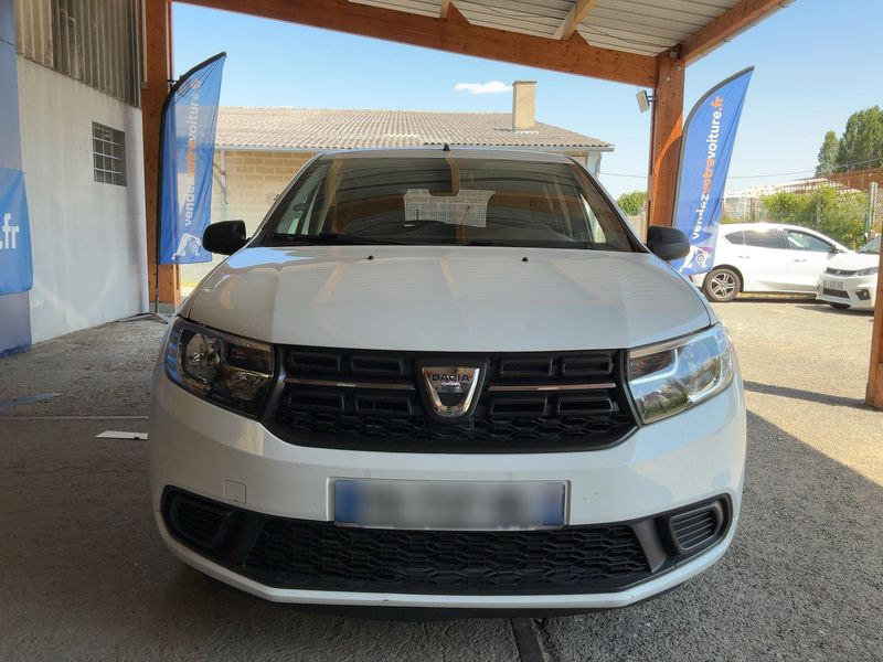 Dacia Sandero 1.0 — zdjęcie 9