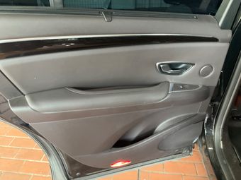 Door interior rear left