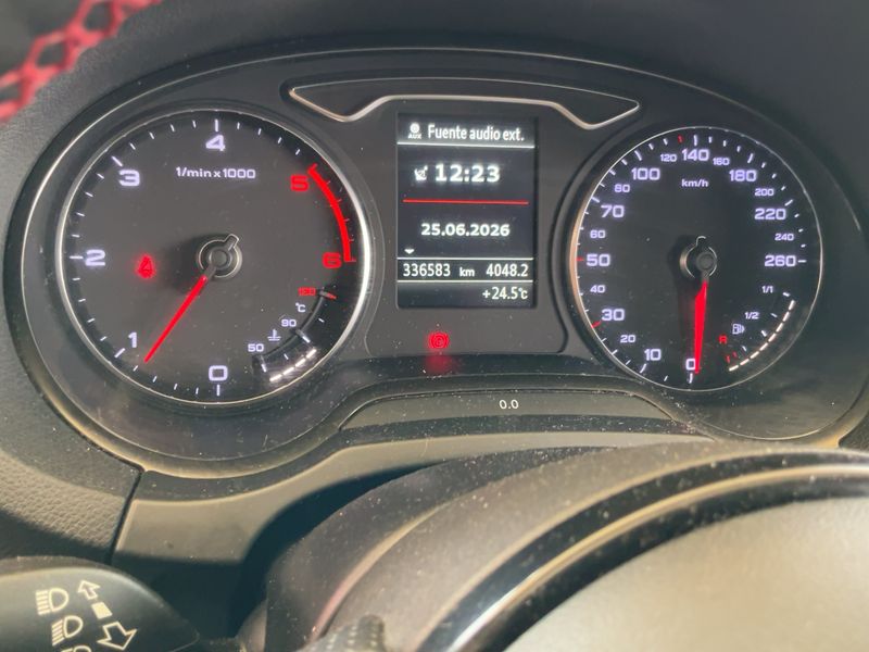 Audi A3 Limousine 2.0 TDI Ambition — zdjęcie 13