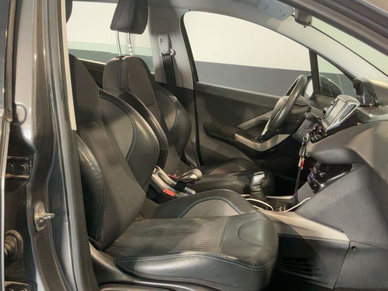 Peugeot 2008 1.2 VTi Style — zdjęcie 11