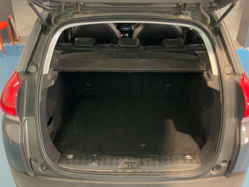 Peugeot 2008 1.2 VTi Style — zdjęcie 10