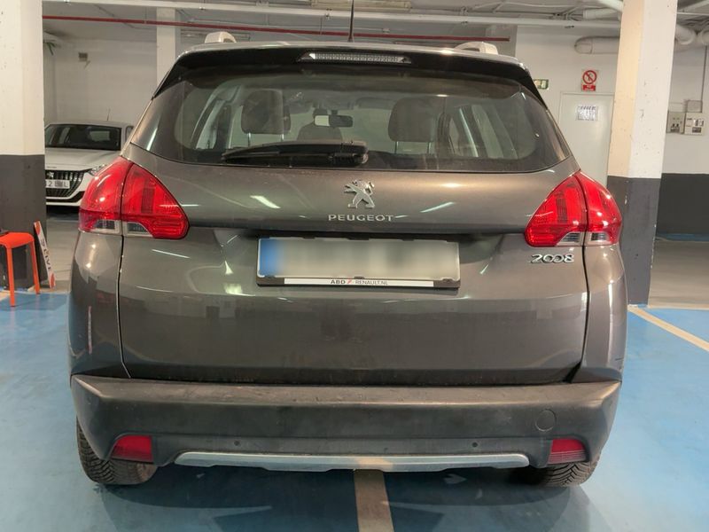 Peugeot 2008 1.2 VTi Style — zdjęcie 5