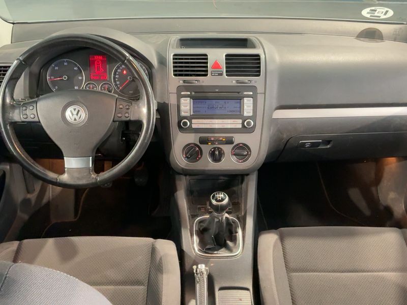 Volkswagen Golf V 1.9 TDI Highline 2009 – снимка 17