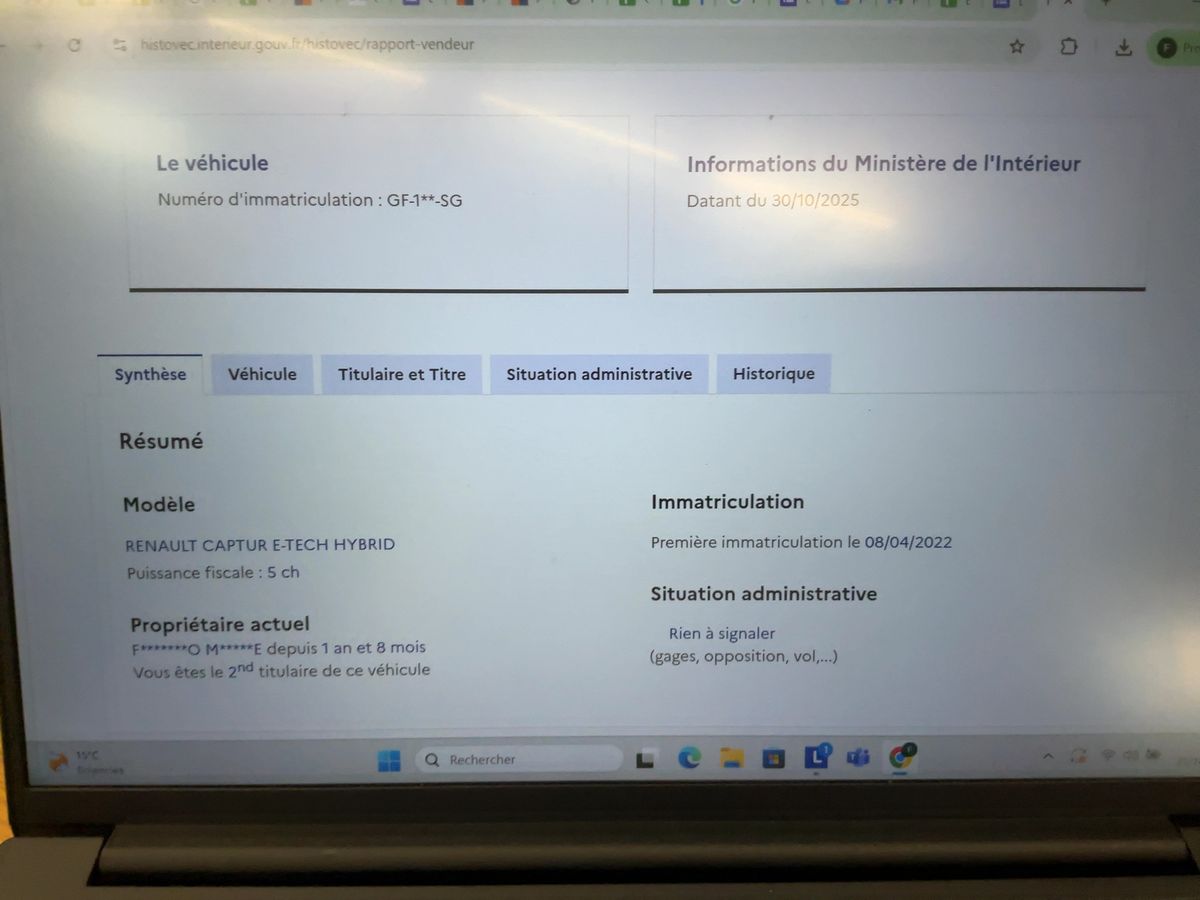 Renault Captur 1.6 Hybrid E-Tech Intens