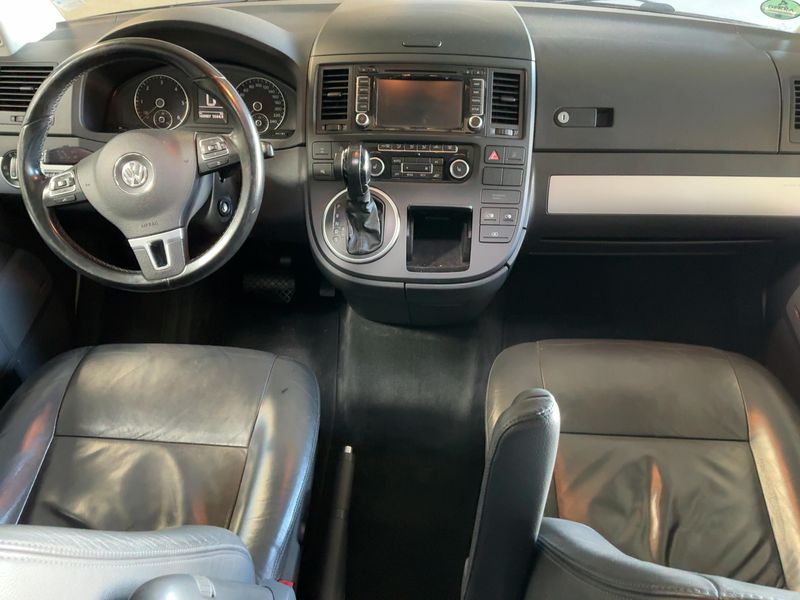 Volkswagen T5 Multivan 2.0 TDI Highline 4Motion — zdjęcie 12