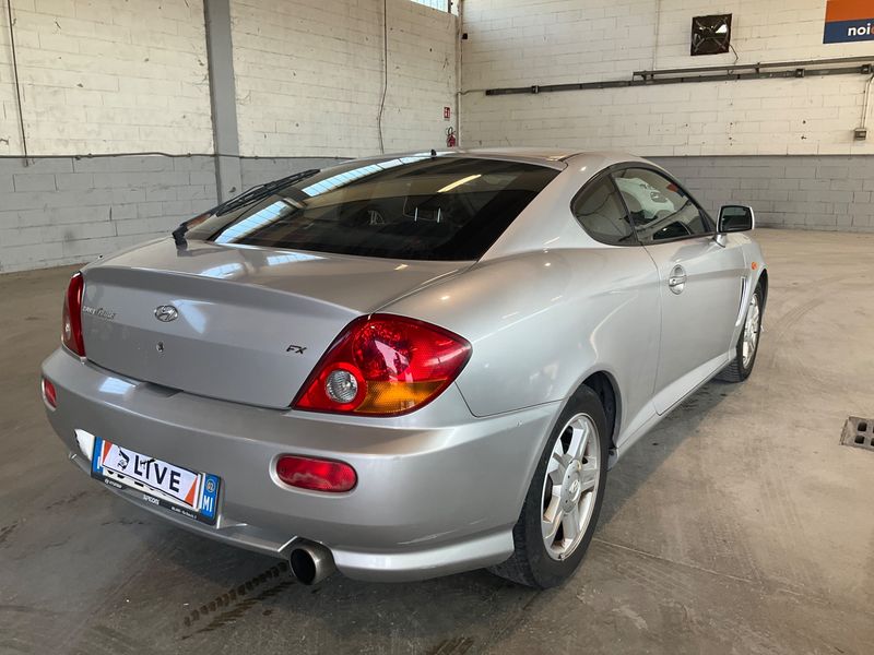 Hyundai Coupe 1.6 Comfort — zdjęcie 2