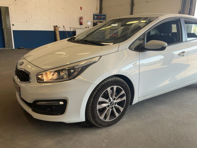 Kia cee'd 1.6 CRDi Active 2015 – снимка 2