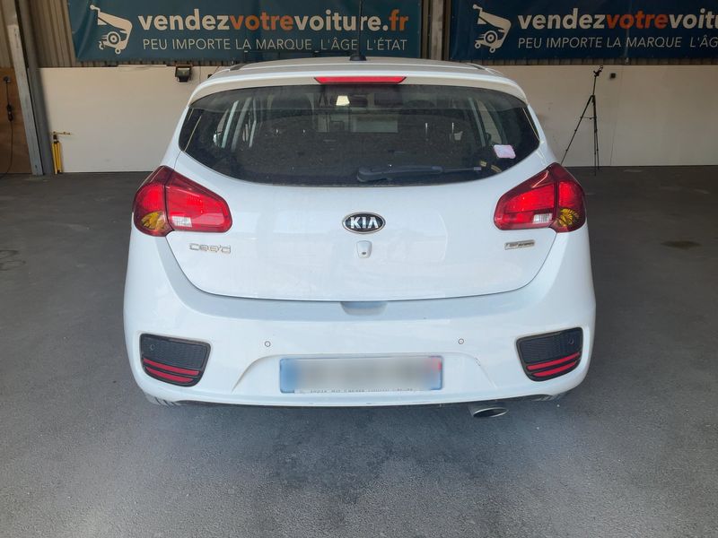 Kia cee'd 1.6 CRDi Active 2015 – снимка 7