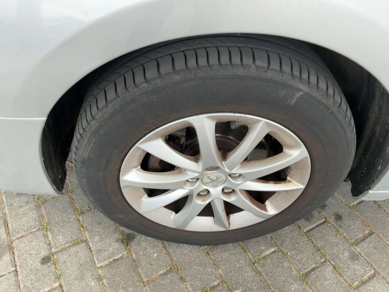 Peugeot 508 1.6 HDi Access 2011 – снимка 3