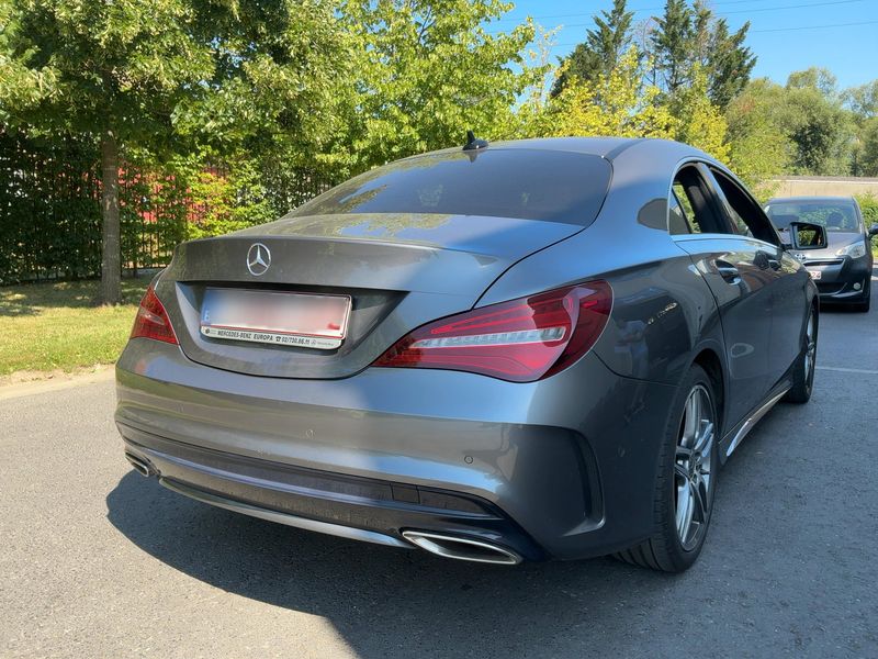 Mercedes-Benz CLA-Klasse CLA 200 d AMG Line — zdjęcie 6