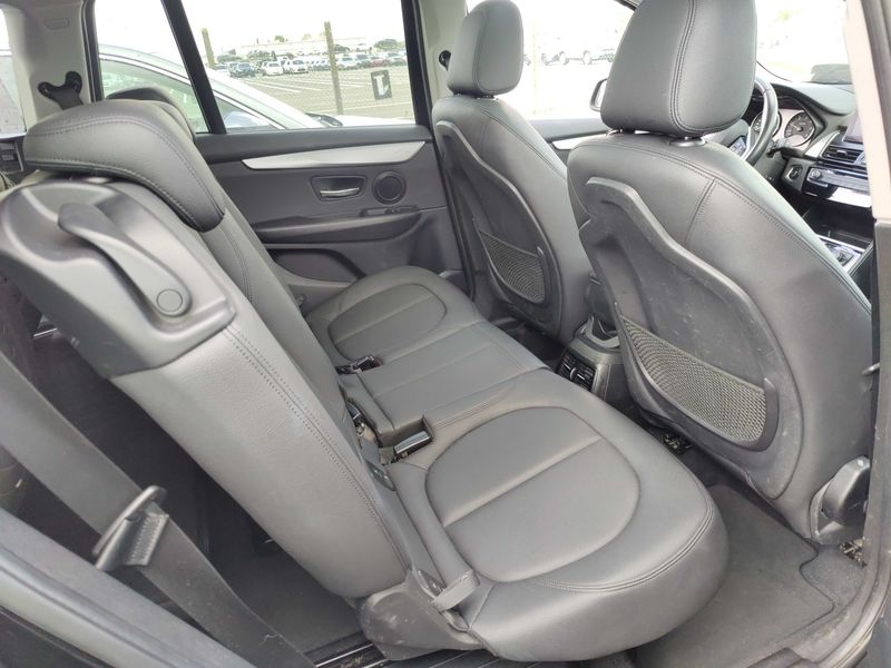 BMW 2er 218d Gran Tourer Advantage — zdjęcie 14