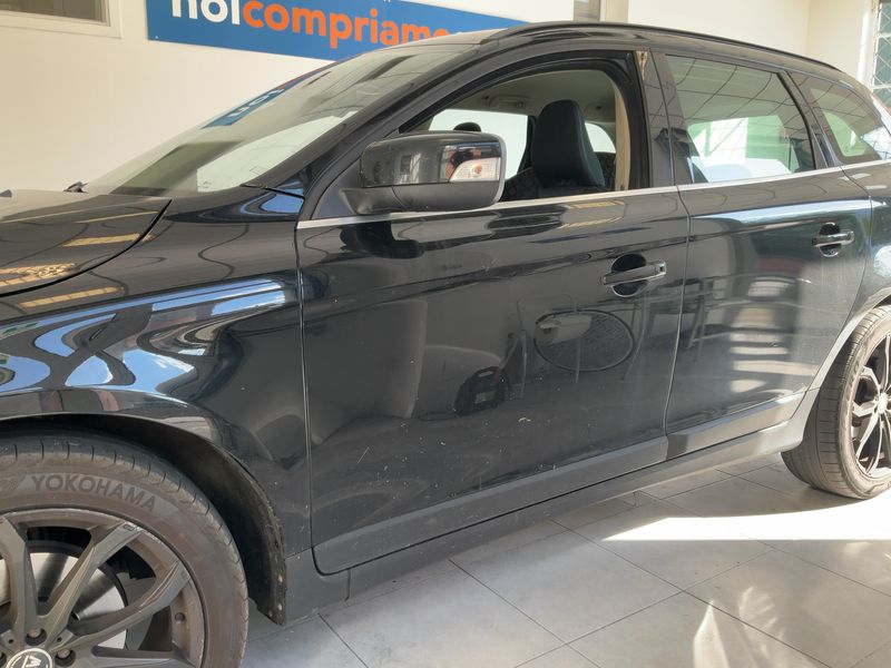 Volvo XC60 2.4 D4 Momentum AWD — zdjęcie 4