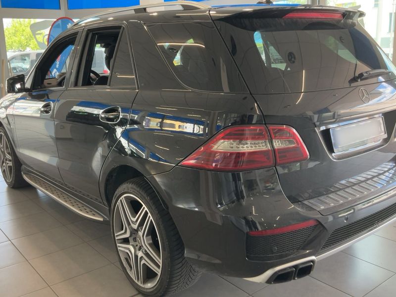 Mercedes-Benz M-Klasse ML 63 AMG — zdjęcie 3