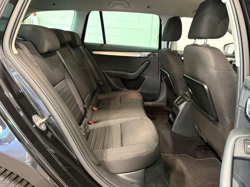 Skoda Octavia 1.0 TSI Ambition — zdjęcie 7