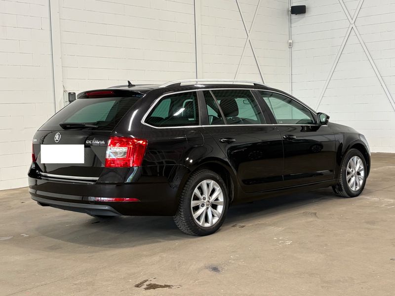 Skoda Octavia 1.0 TSI Ambition — zdjęcie 3