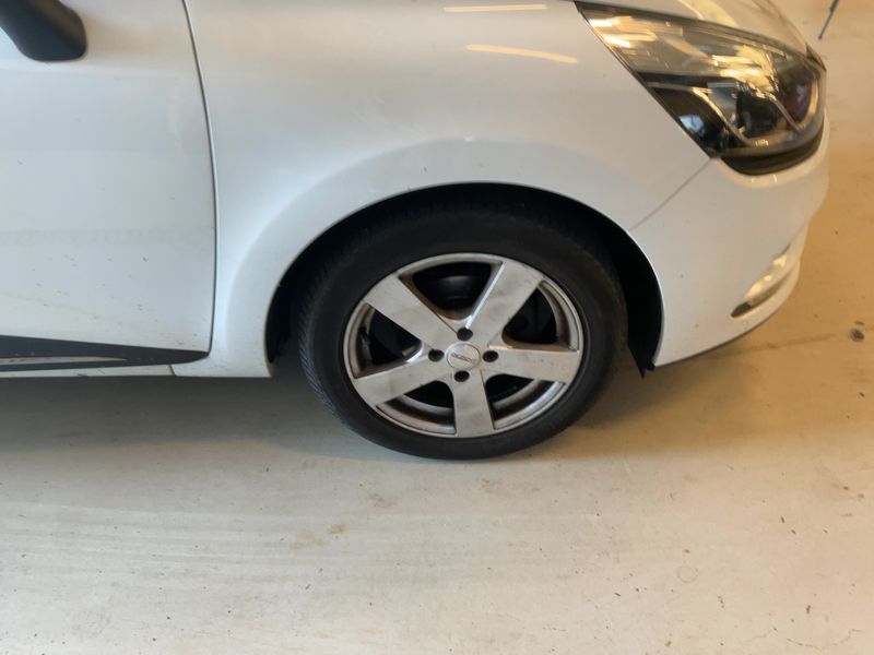 Renault Clio 1.5 dCi BOSE Edition 2017 – снимка 11