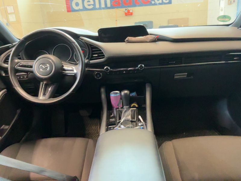 Mazda 3 2.0 Skyactiv-G Mild-Hybrid Selection — zdjęcie 12