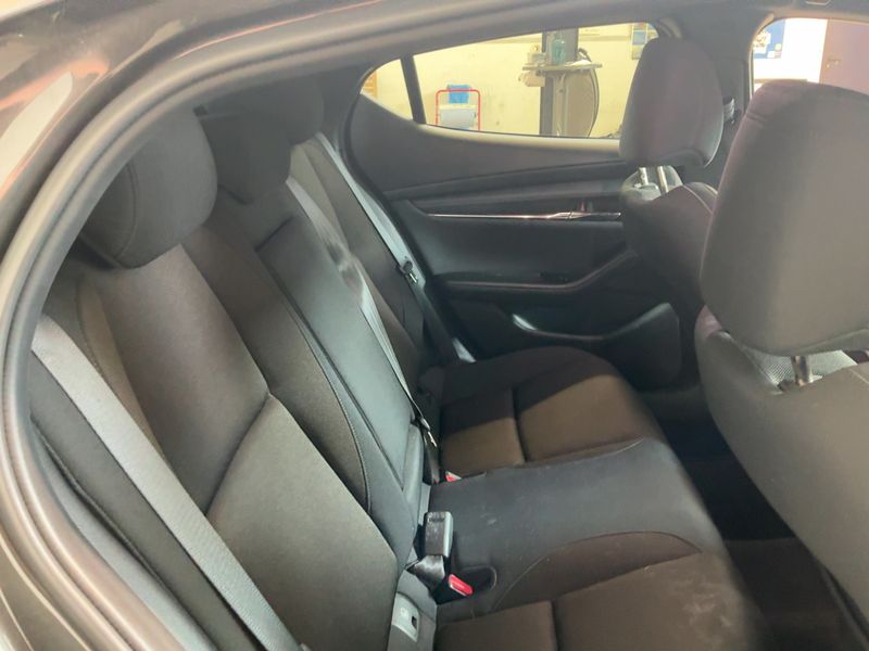 Mazda 3 2.0 Skyactiv-G Mild-Hybrid Selection — zdjęcie 14