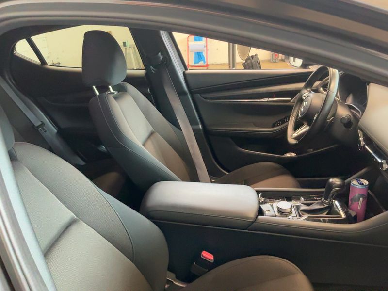 Mazda 3 2.0 Skyactiv-G Mild-Hybrid Selection — zdjęcie 11