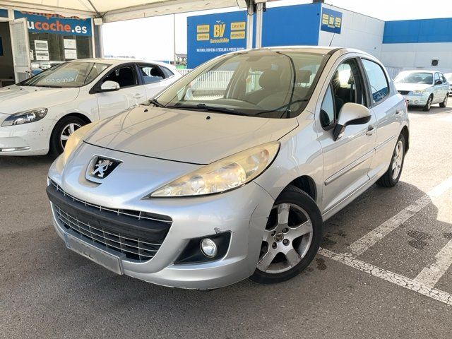 Peugeot 207 2011