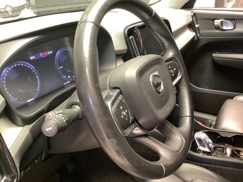 Volvo XC40 1.5 T5 Plug-in Hybrid Inscription 2WD 2020 – снимка 24