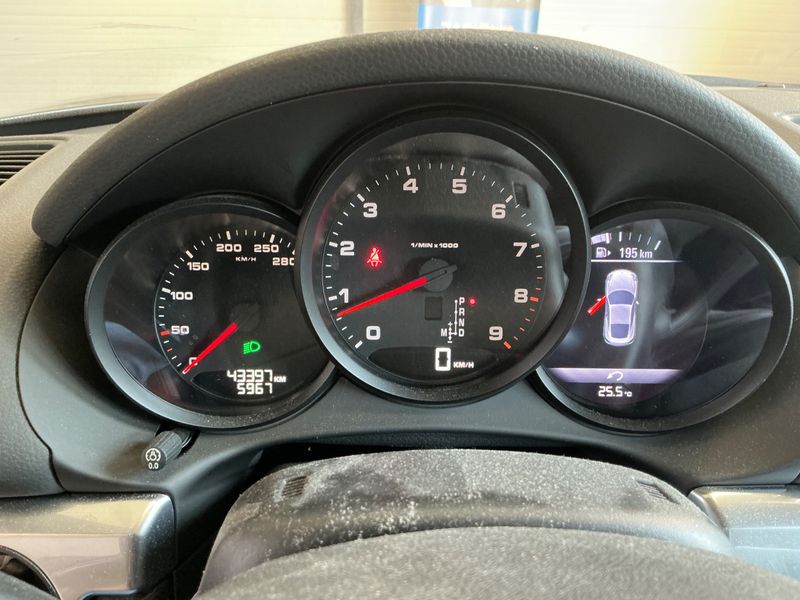 Porsche Cayman 2.7 — zdjęcie 13