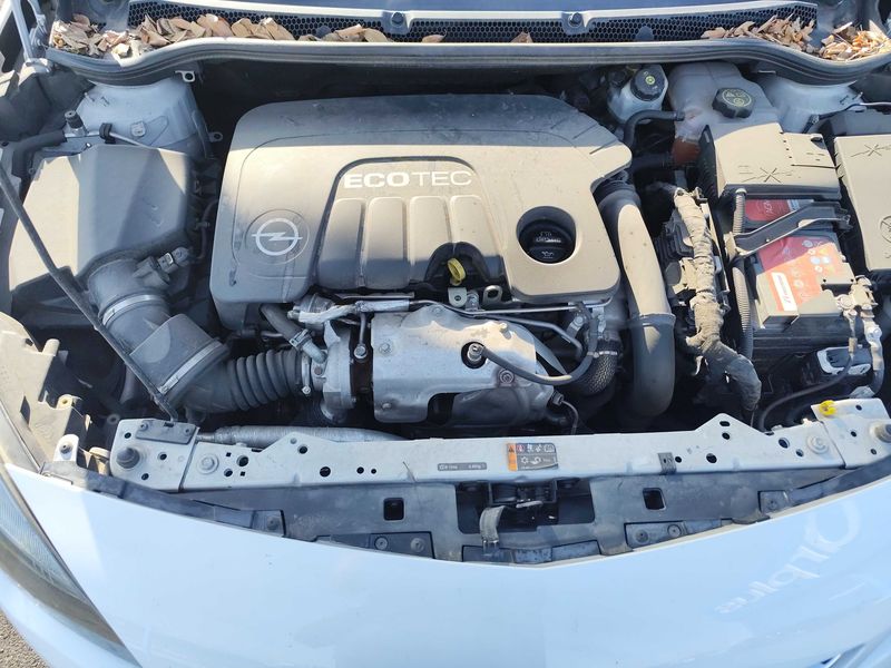 Opel Astra 1.6 CDTI DPF Selective — zdjęcie 8