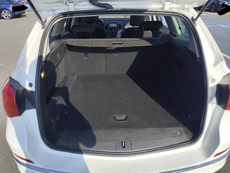 Opel Astra 1.6 CDTI DPF Selective — zdjęcie 9