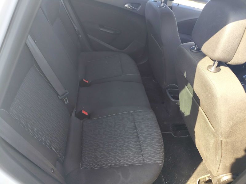 Opel Astra 1.6 CDTI DPF Selective — zdjęcie 13