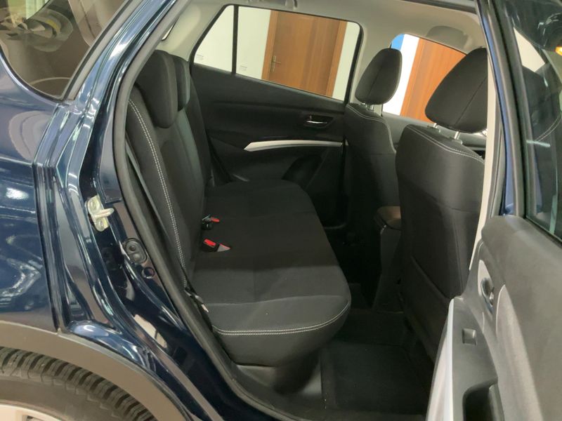 Suzuki SX4 S-Cross 1.4 BoosterJet Cool 4WD — zdjęcie 14