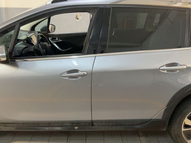 Peugeot 2008 1.6 Blue-HDi Allure 2017 – снимка 4