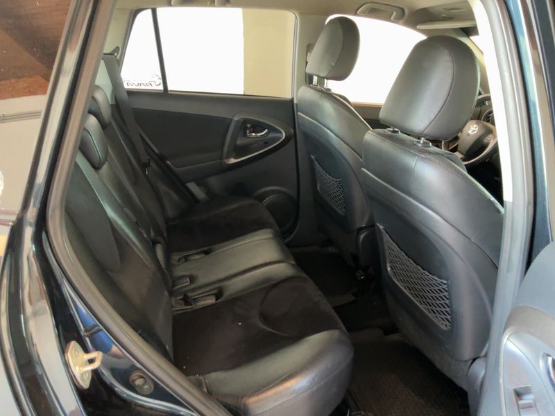Toyota RAV 4 2.2 D-4D Crossover Style 2013 – снимка 19