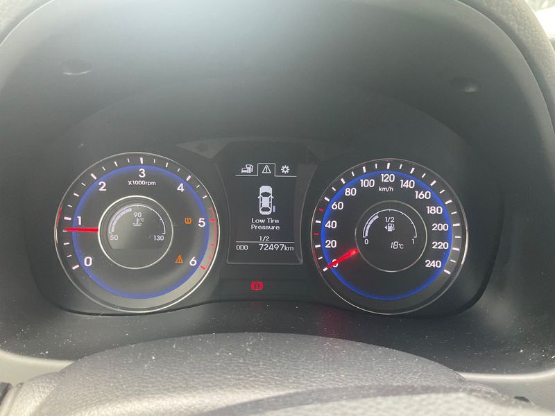 Hyundai i40 1.7 CRDi Trend Blue — zdjęcie 13