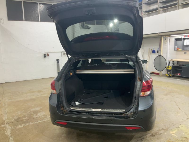 Hyundai i40 1.7 CRDi Trend Blue — zdjęcie 10