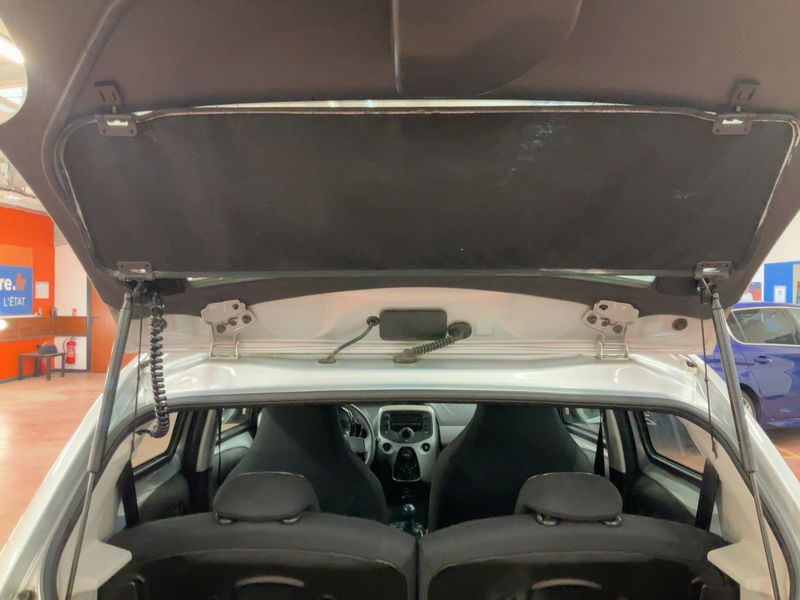 Citroen C1 1.0 VTi Feel — zdjęcie 10