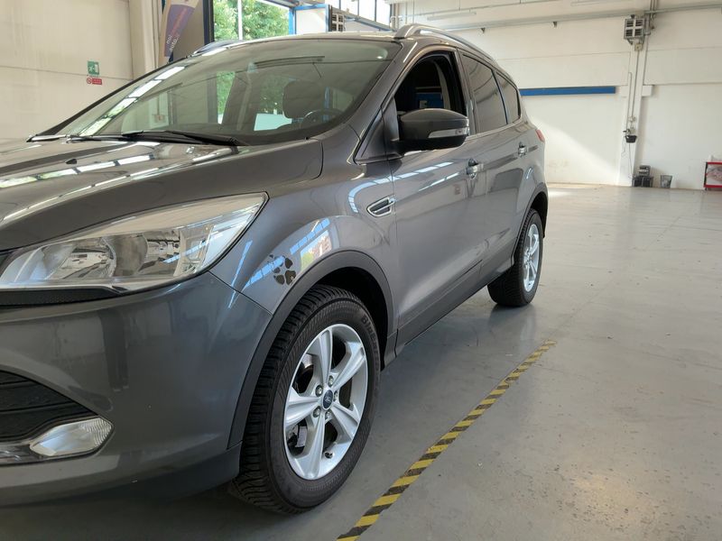 Ford Kuga 2.0 TDCi — zdjęcie 2