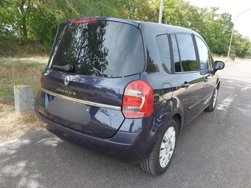Renault Modus 1.5 dCi Dynamique — zdjęcie 5