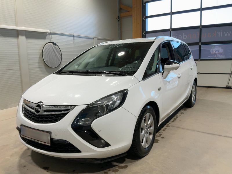 Opel Zafira Tourer 1.4 Turbo Österreich Edition — zdjęcie 1