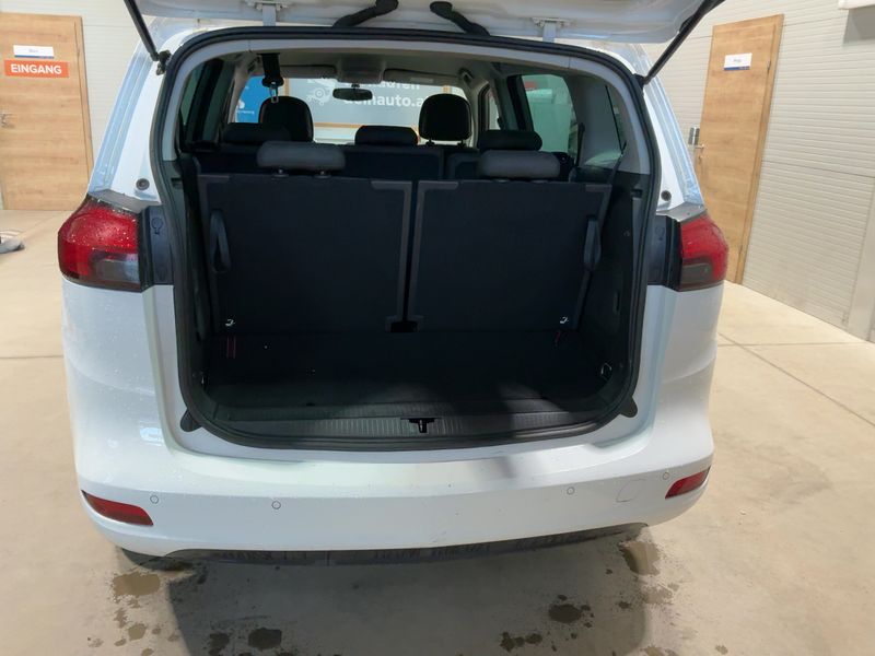 Opel Zafira Tourer 1.4 Turbo Österreich Edition — zdjęcie 10