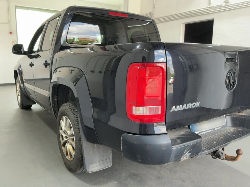 Volkswagen Amarok 3.0 V6 TDI Comfortline DoubleCab 4Motion — zdjęcie 3