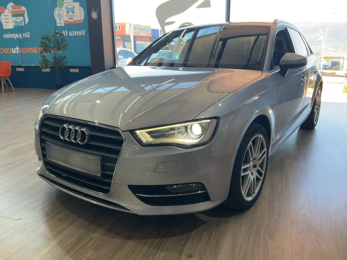Audi A3 2015 — photo 1
