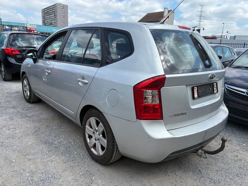 Kia Carens 2.0 CRDi EX — zdjęcie 3