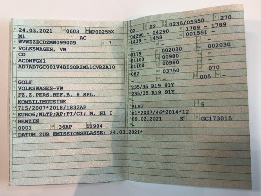 Volkswagen Golf VIII 2.0 TSI R 4Motion