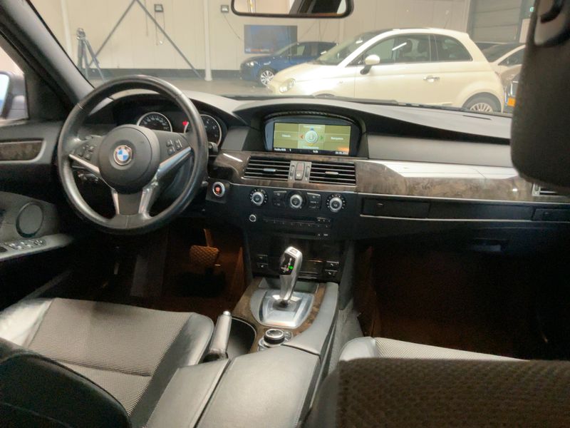 BMW 5er 523i Edition Lifestyle 2009 – снимка 17
